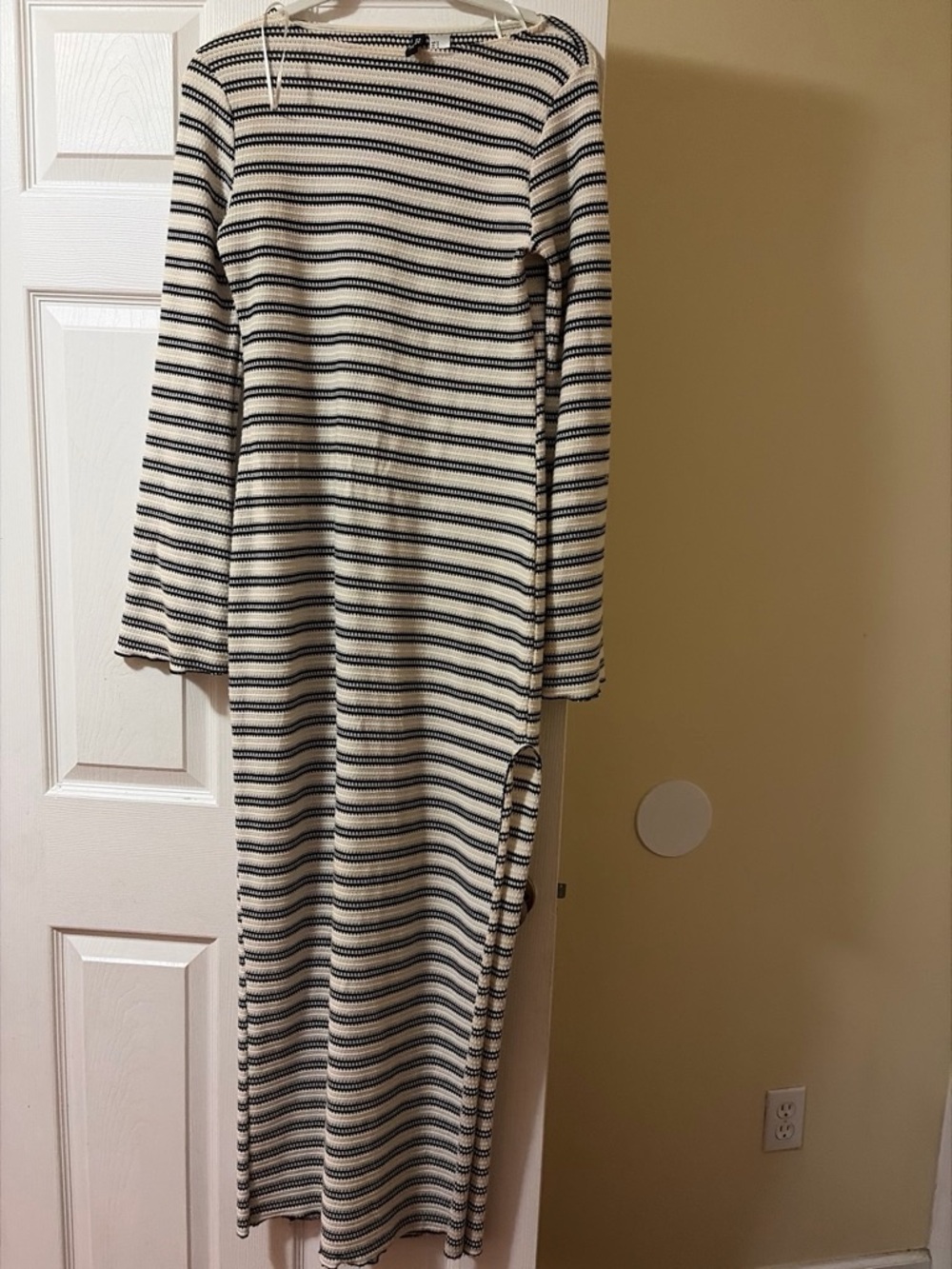 Maxi Dress white and black striped
